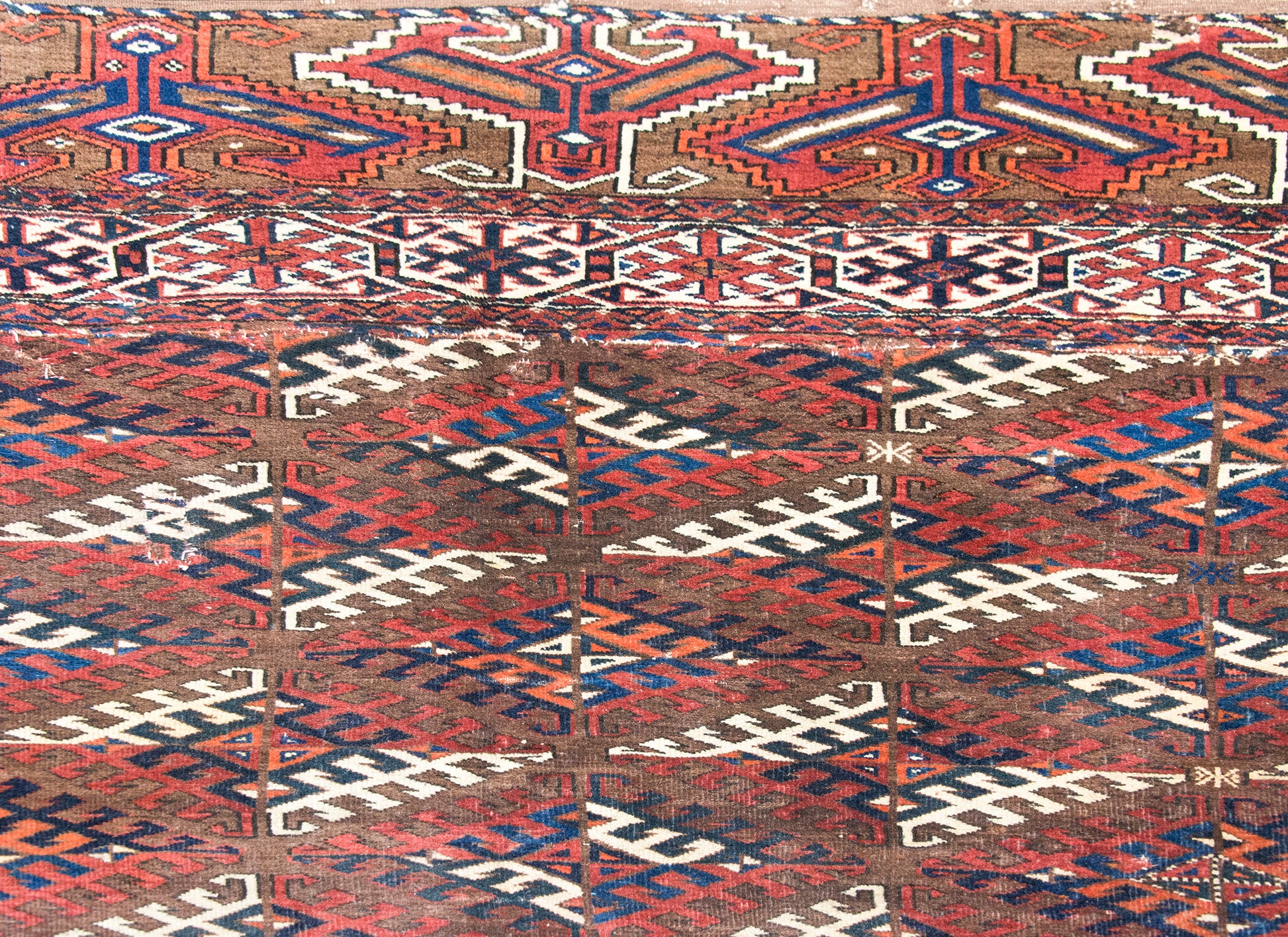 Early 20th Century Persian Yamut Rug For Sale