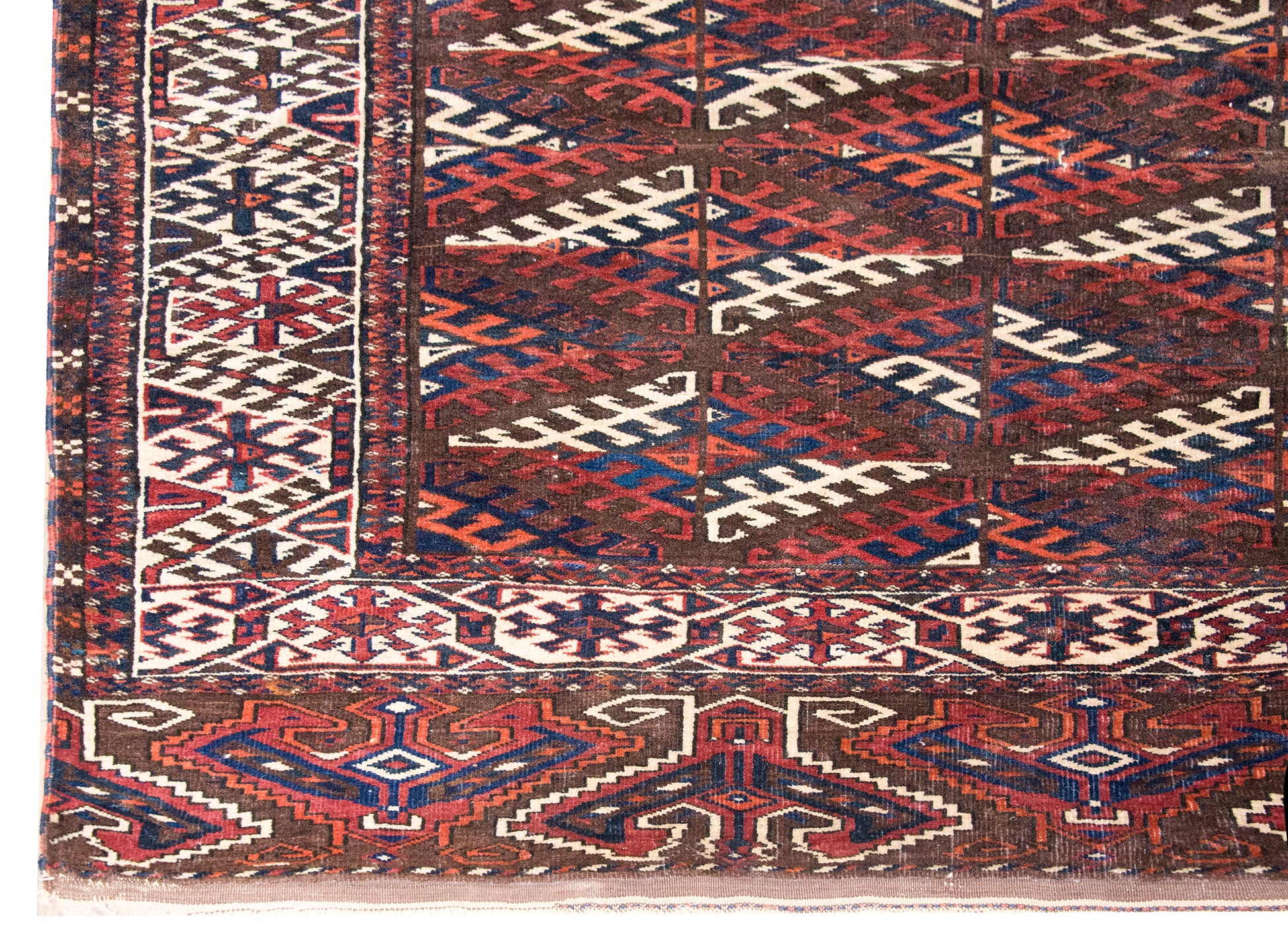 Early 20th Century Persian Yamut Rug For Sale