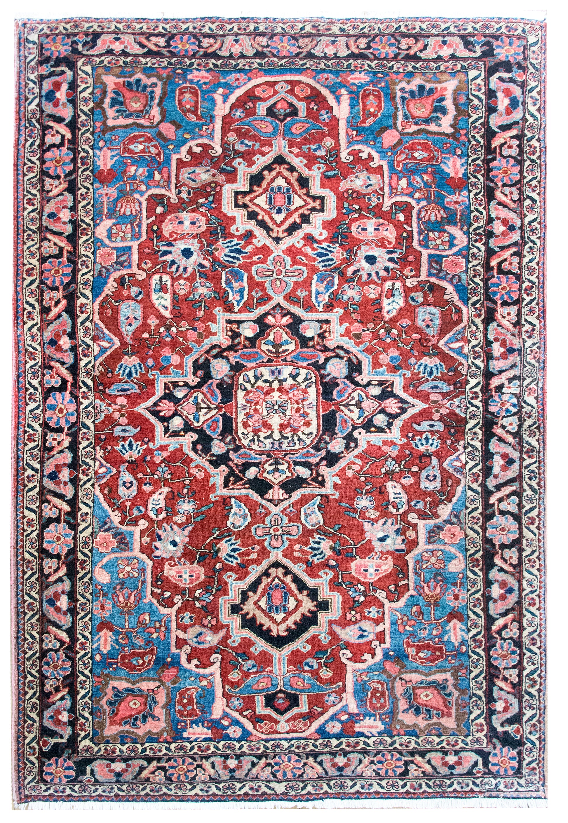 Mid 20th Century Persian Heriz Rug For Sale