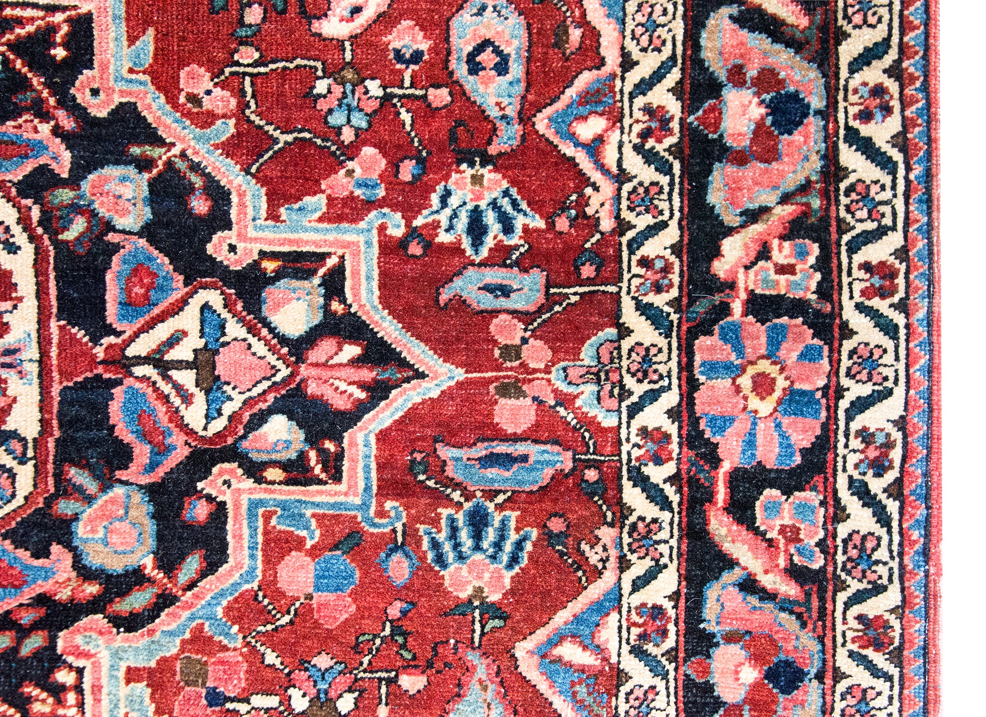 Mid 20th Century Persian Heriz Rug For Sale