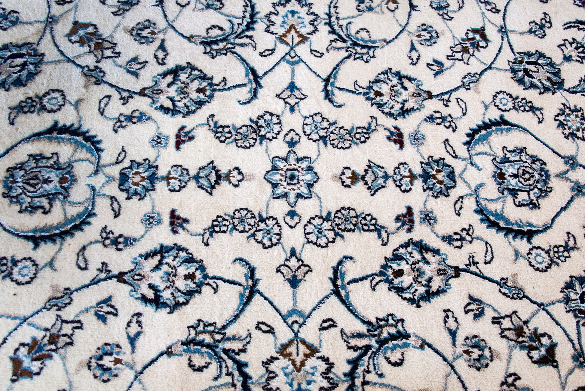Mid 20th Century Persian Kashan Rug For Sale
