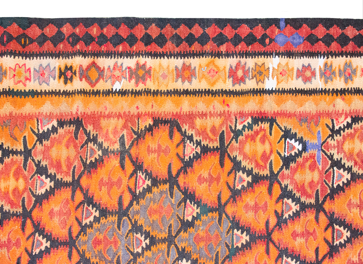 Early 20th Century Persian Qazvin kilim Rug For Sale