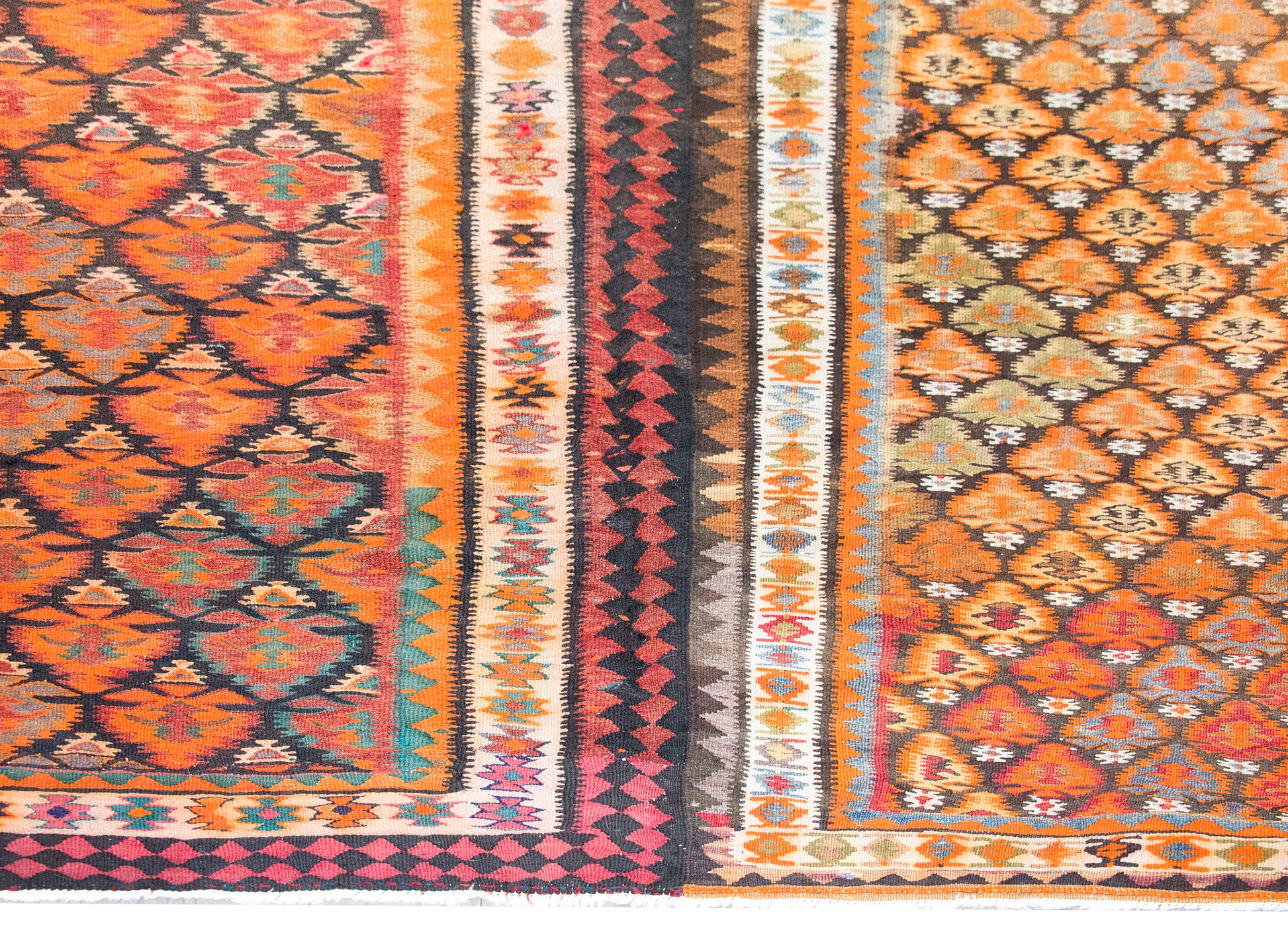Early 20th Century Persian Qazvin kilim Rug For Sale