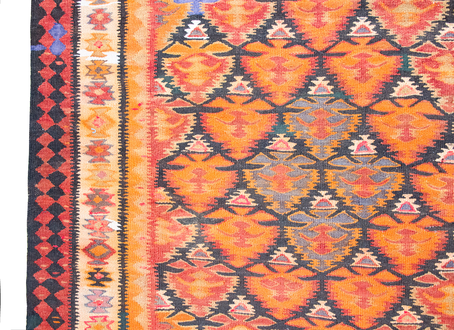 Early 20th Century Persian Qazvin kilim Rug For Sale