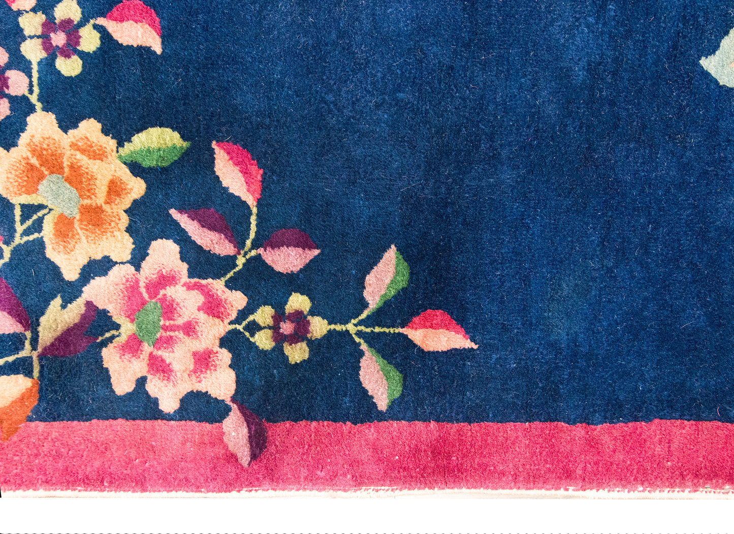 Early 20th Century Chinese Art Deco Rug For Sale