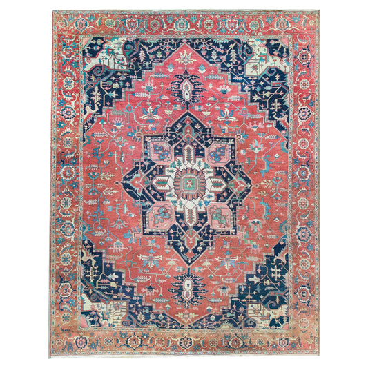 Late 19th Century Persian Heriz Rug For Sale