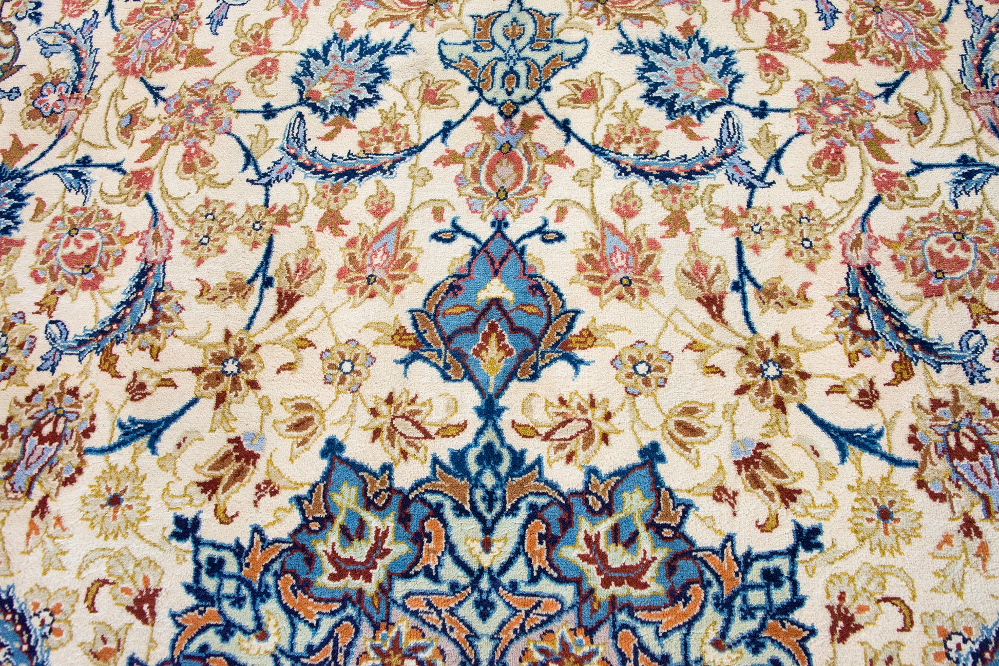 Mid 20th Century Persian Kashan Rug For Sale