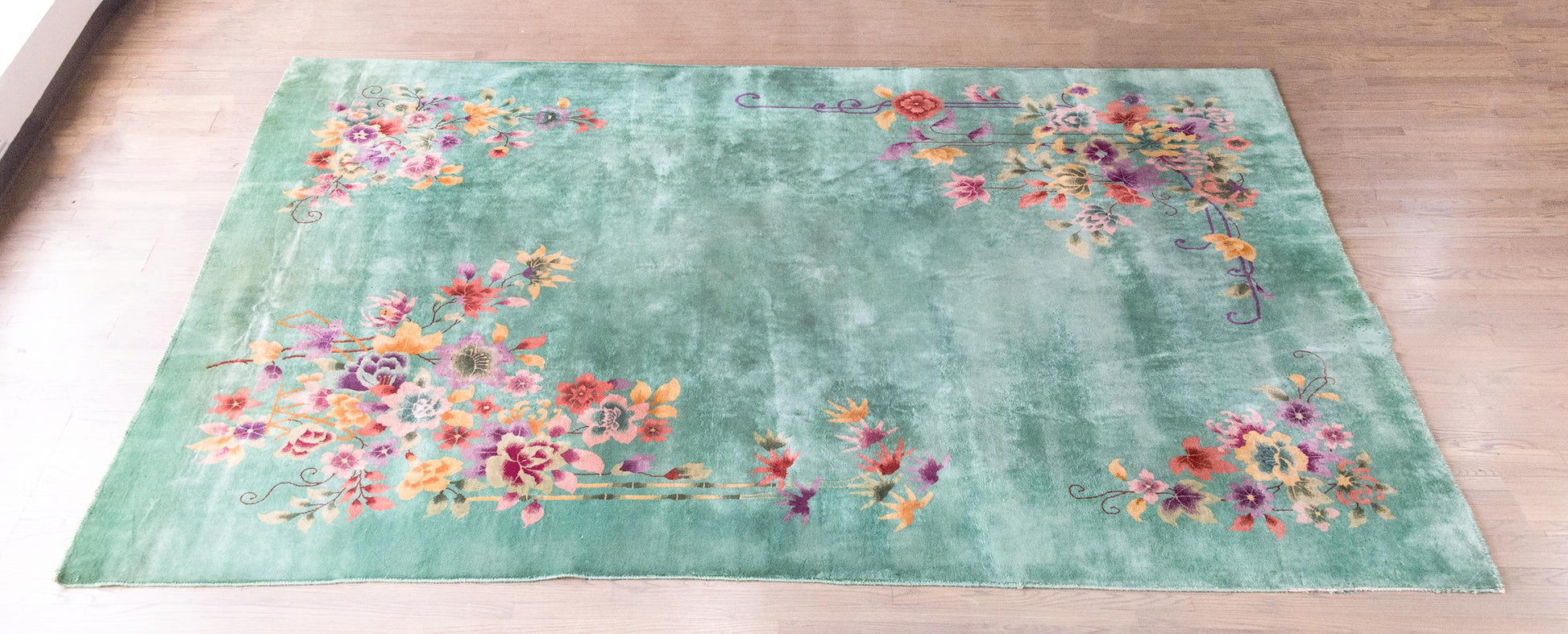 Early 20th Century Chinese Art Deco Rug For Sale