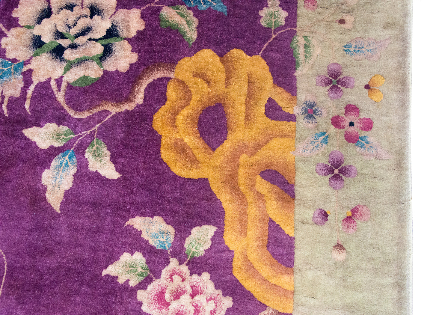 Early 20th Century Chinese Art Deco Rug For Sale