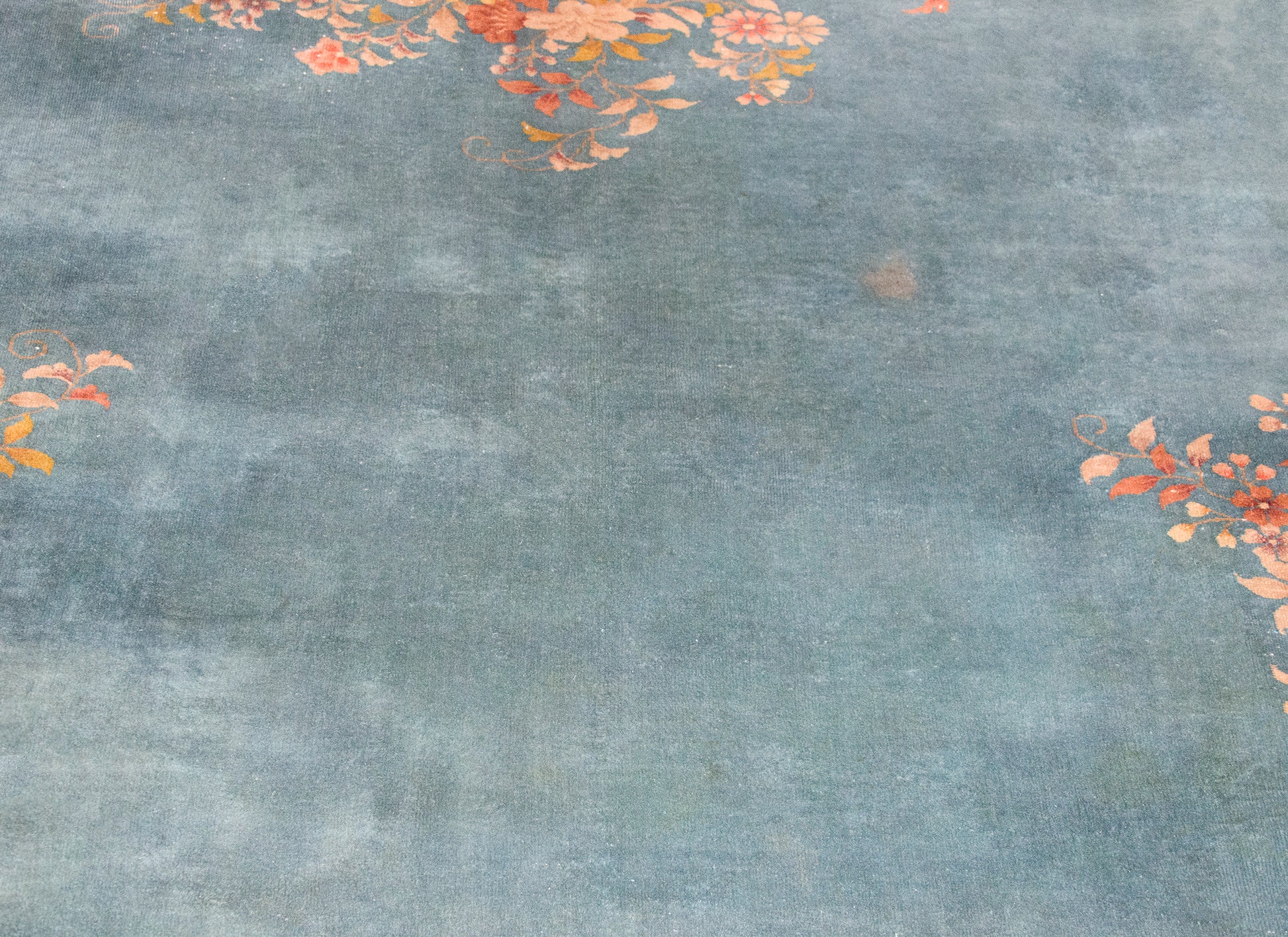 Early 20th Century Chinese Art Deco Rug For Sale