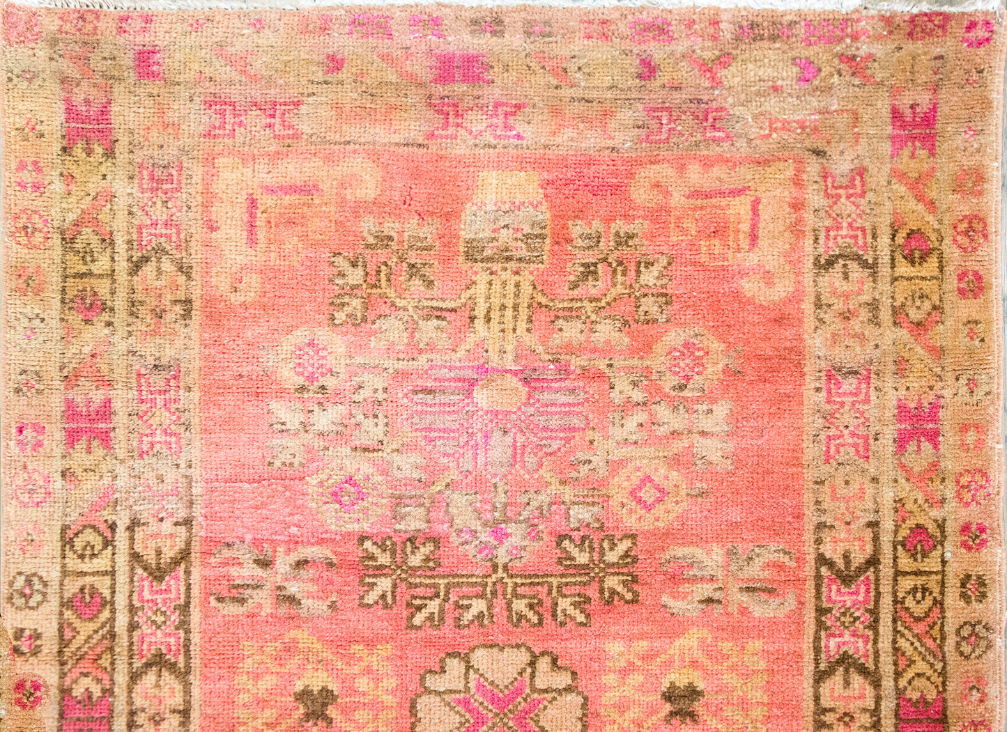 Early 20th Century Chinese Khotan Rug For Sale
