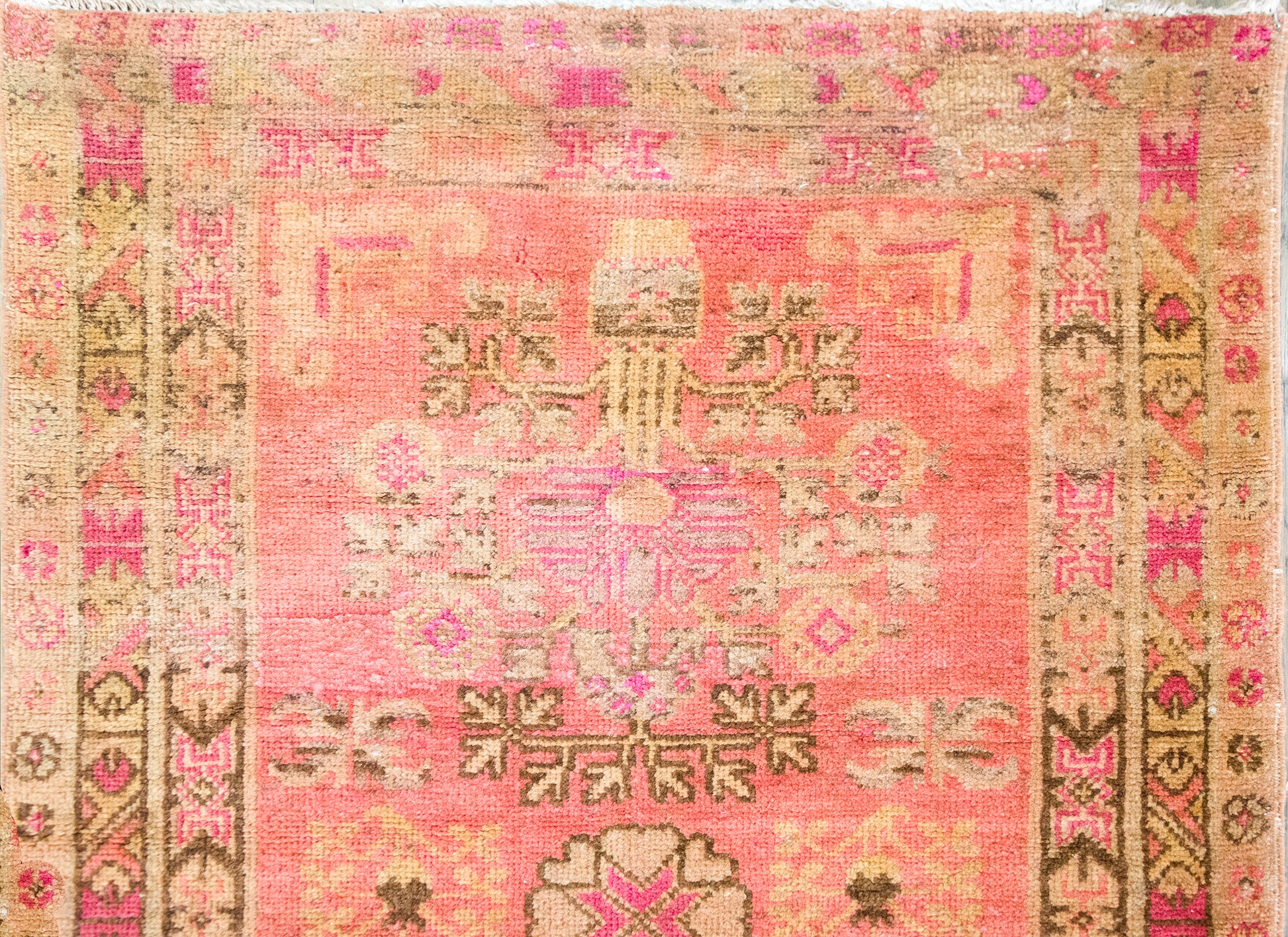 Early 20th Century Chinese Khotan Rug For Sale