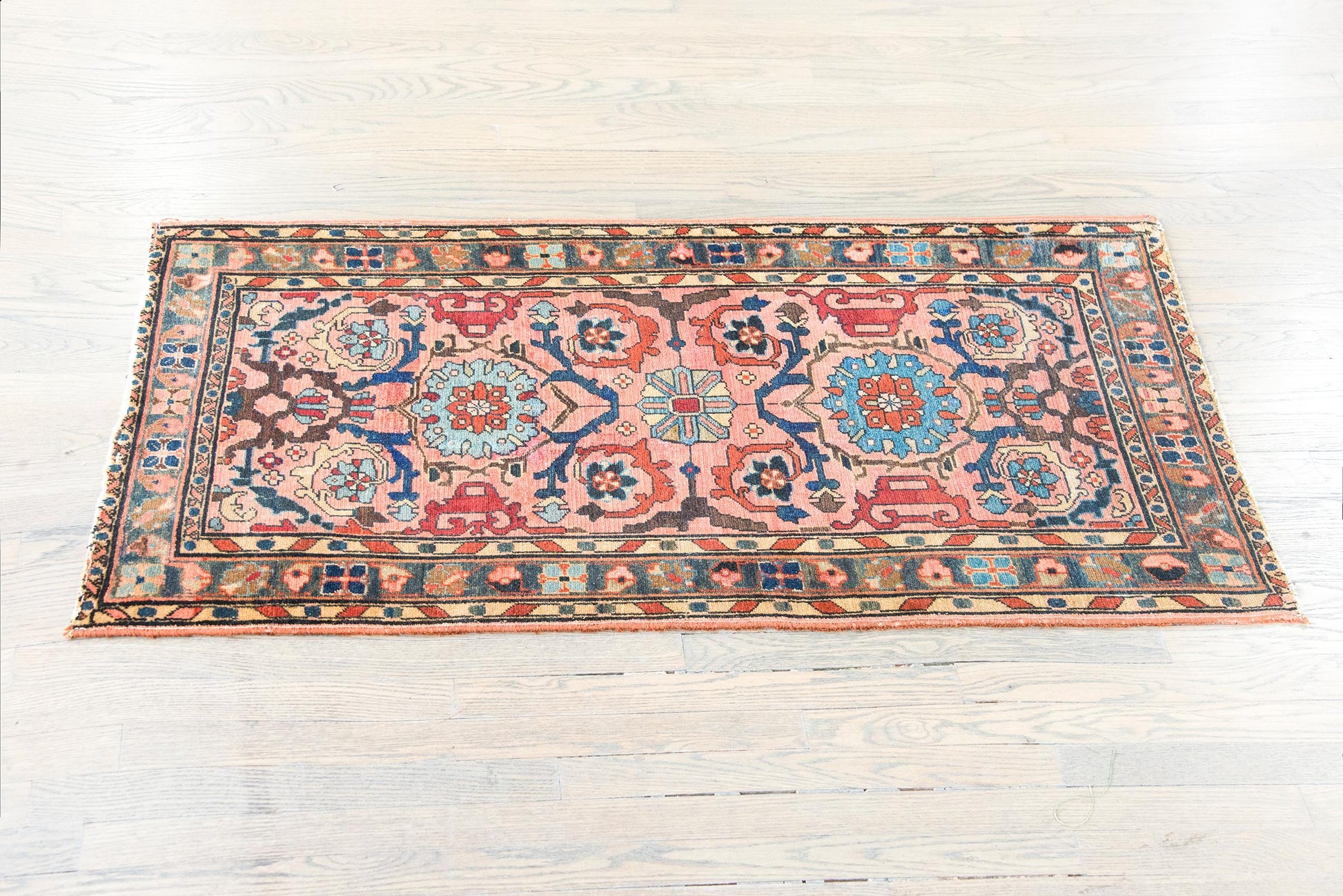 Early 20th Century Persian Lilihan Rug For Sale