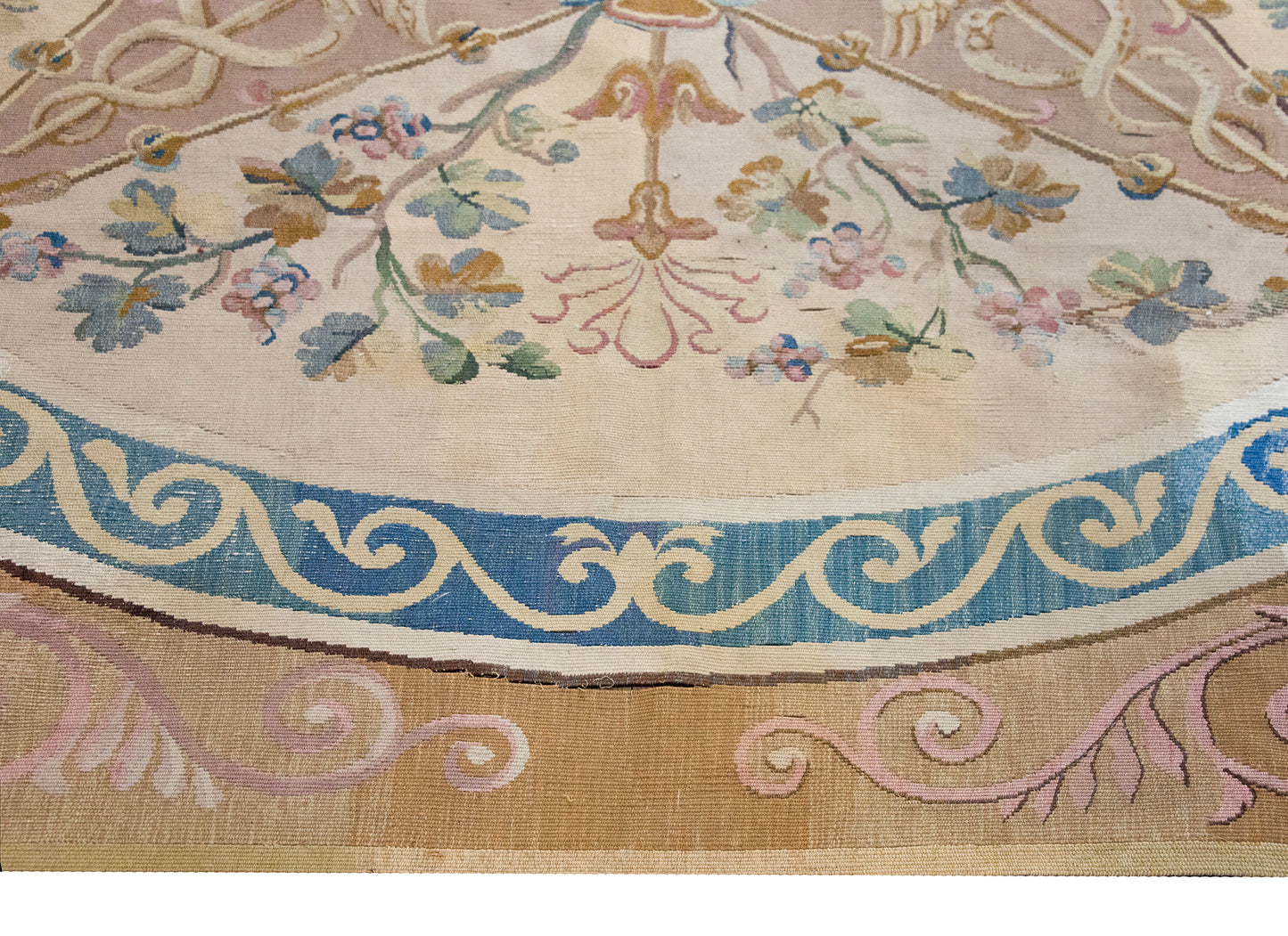 Early 20th Century Aubusson Rug For Sale