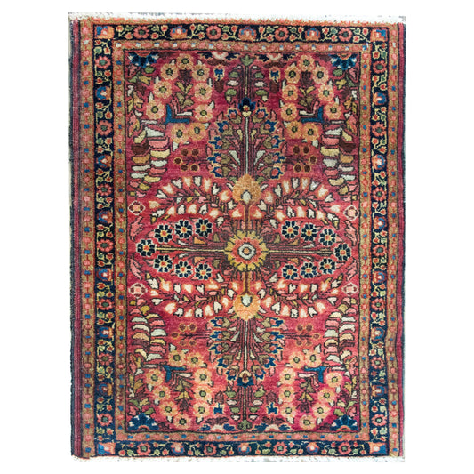 Early 20th Century Persian Sarouk Rug For Sale