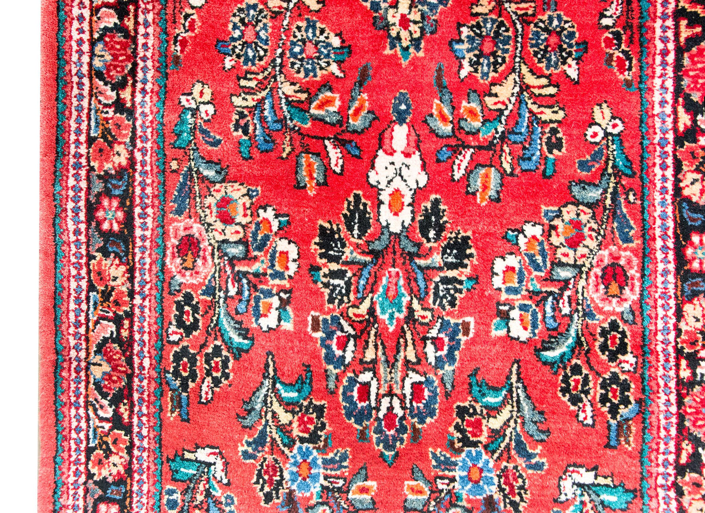 Early 20th Century Sarouk Runer For Sale