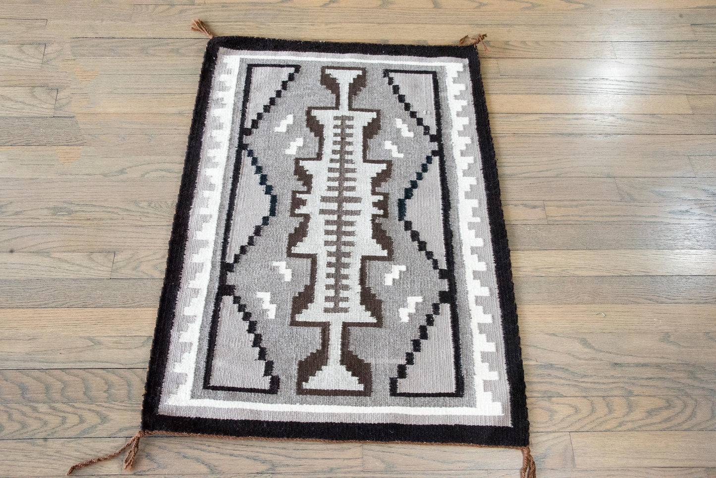 Mid-20th Century Native American Navajo Rug