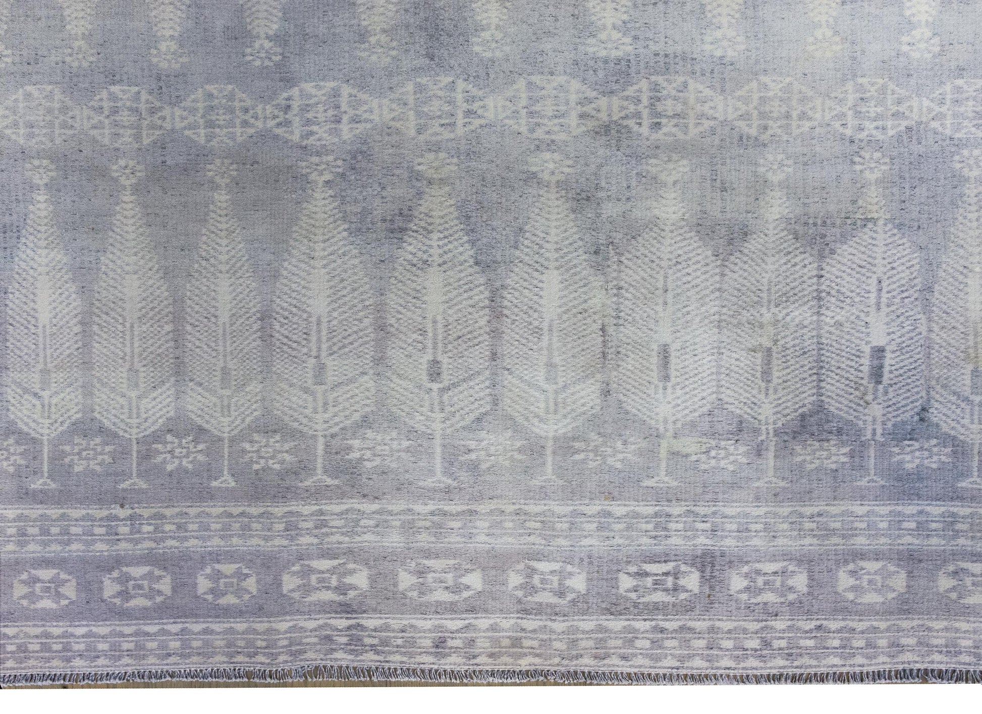 Early 20th Century Persian Kilim Rug For Sale