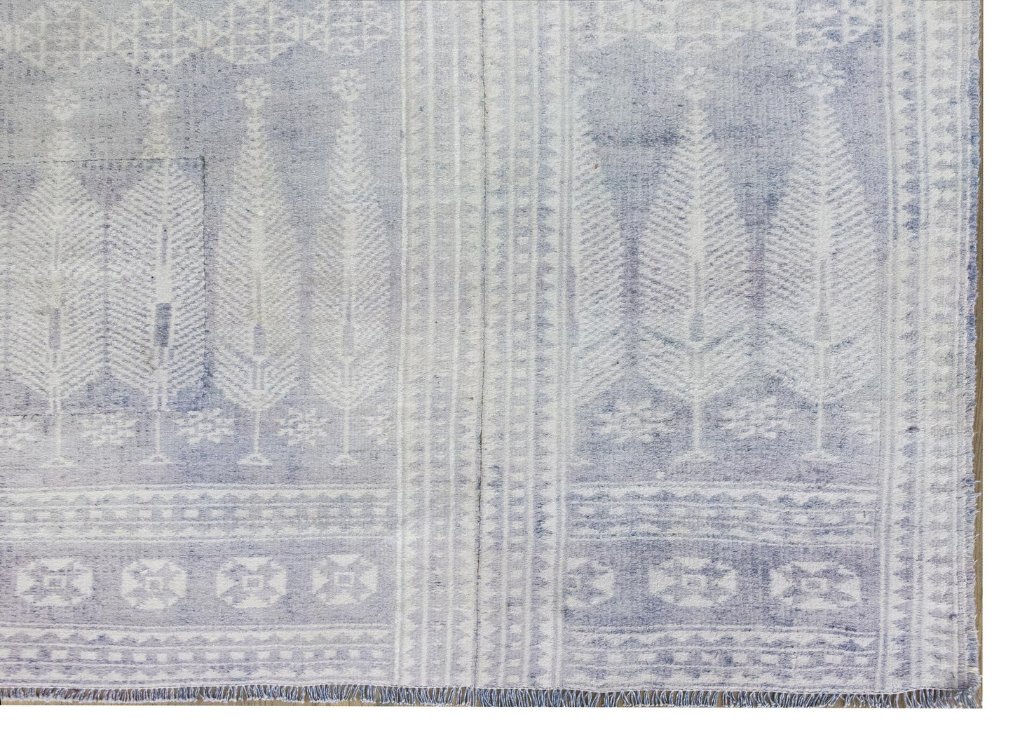 Early 20th Century Persian Kilim Rug For Sale