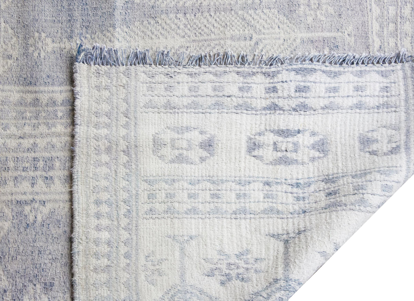 Early 20th Century Persian Kilim Rug For Sale