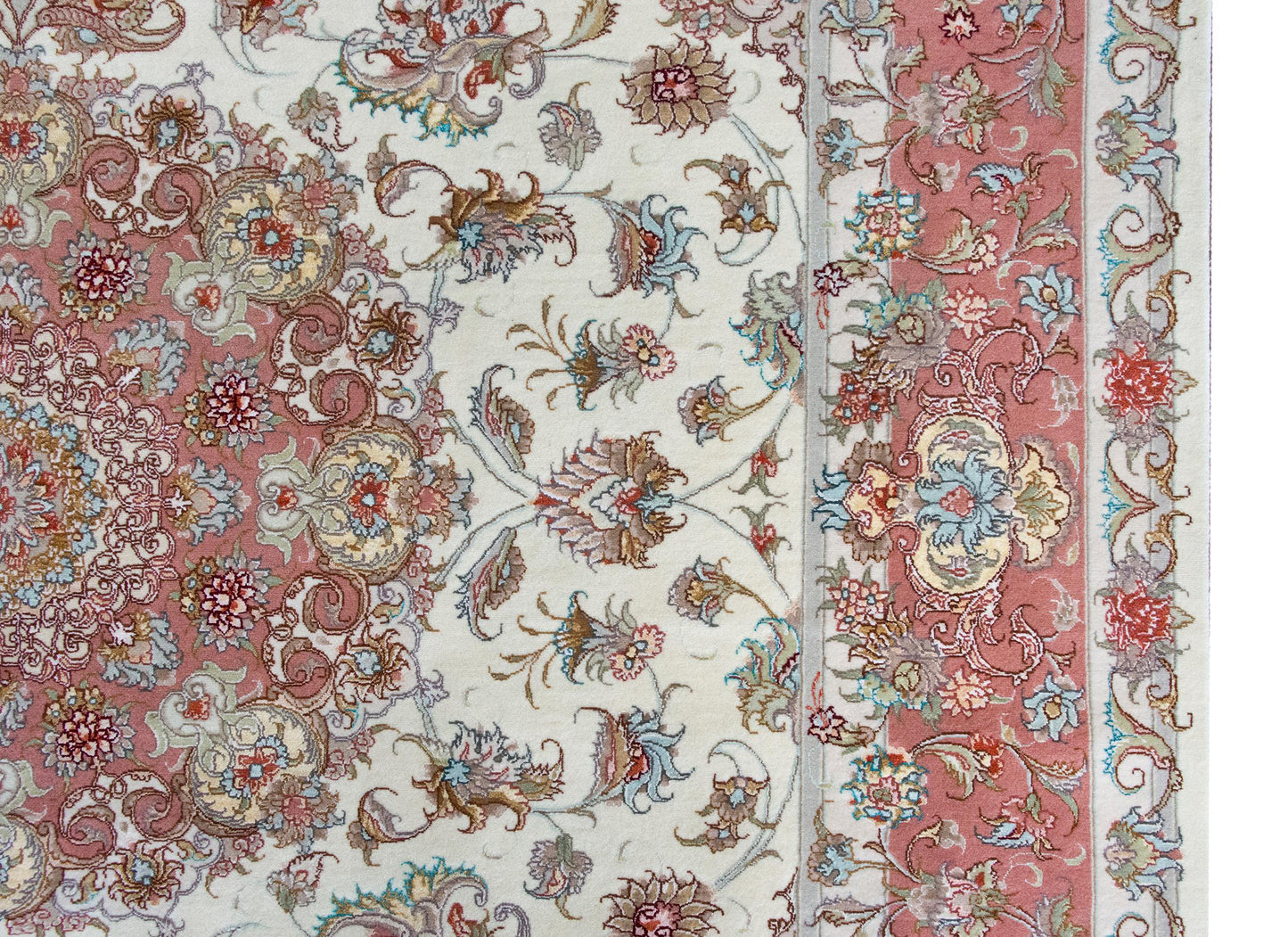 Vintage Tabriz Rug