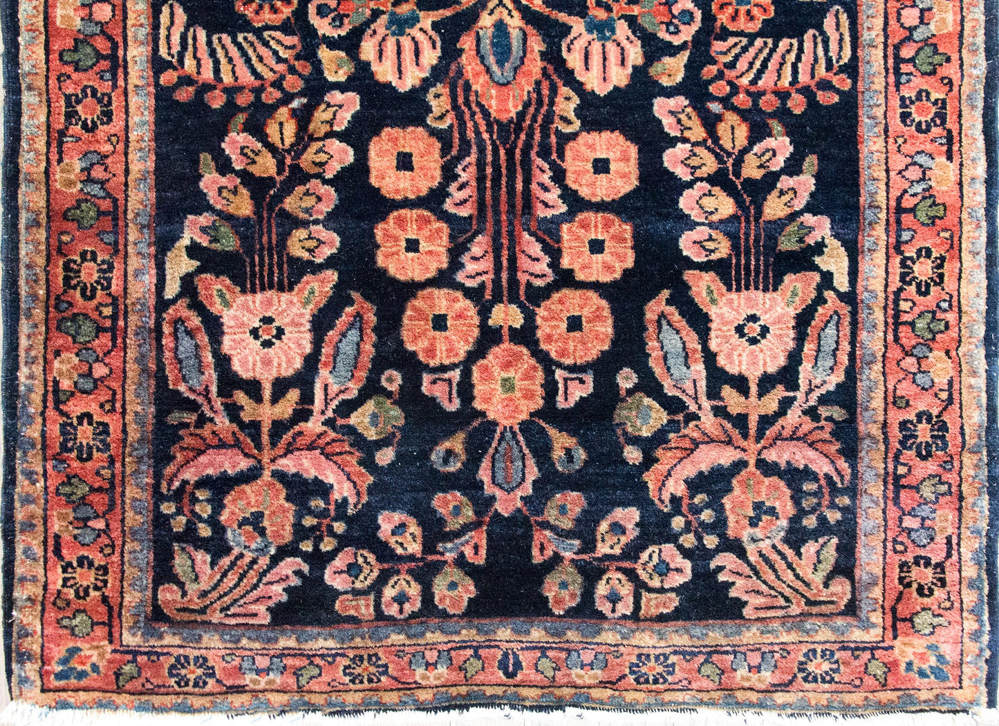 Early 20th Century Persian Sarouk Rug
