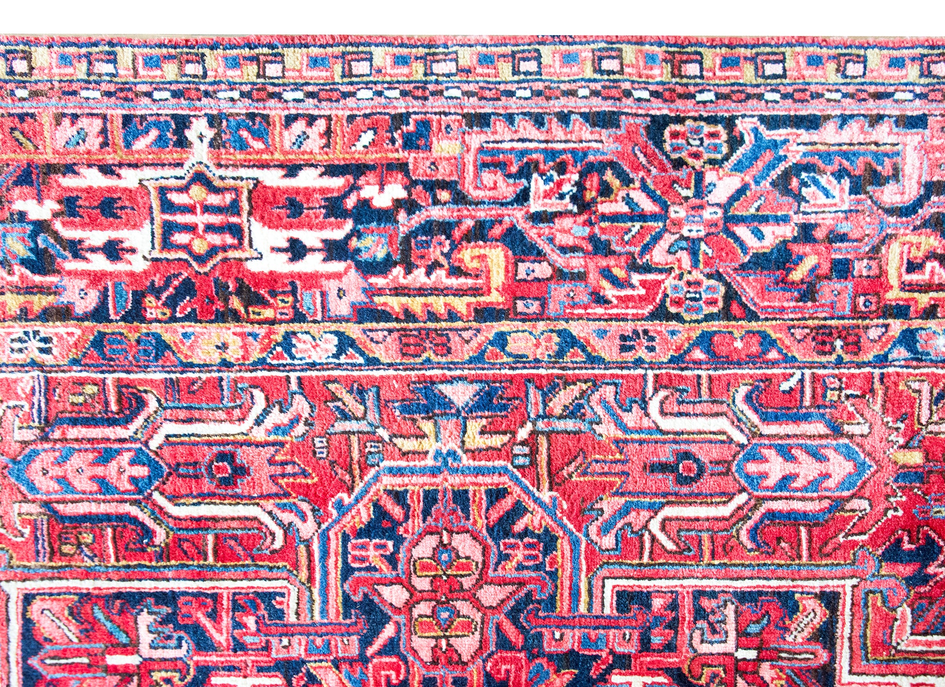 Mid 20th Century Persian Heriz Rug For Sale