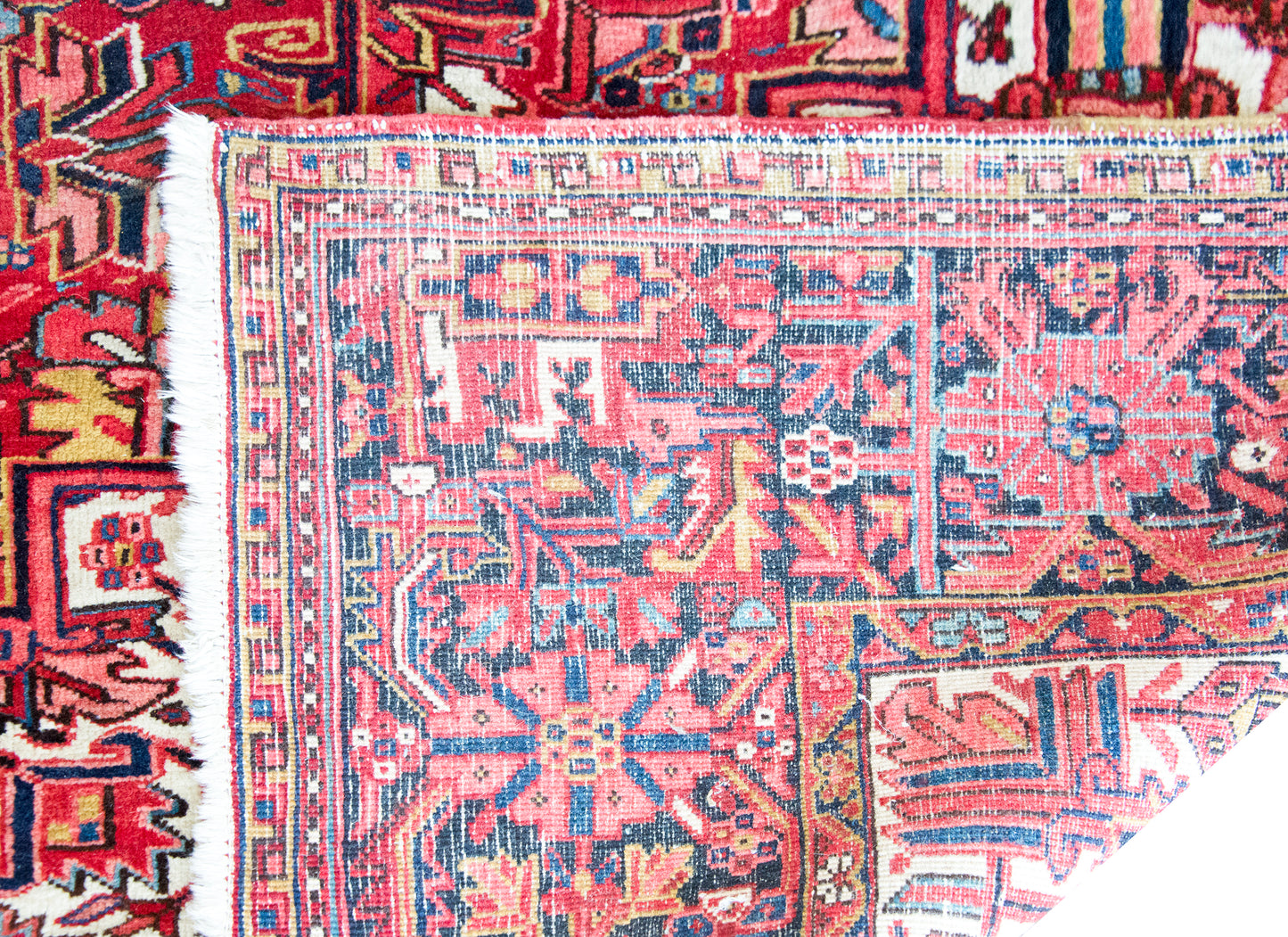 Mid 20th Century Persian Heriz Rug For Sale