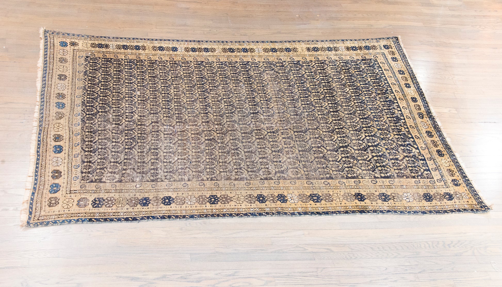 Early 20th Century Persian Afshar Rug For Sale