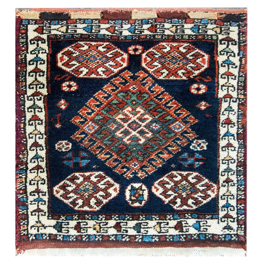 Early 20th Century Persian Qashqai Rug For Sale
