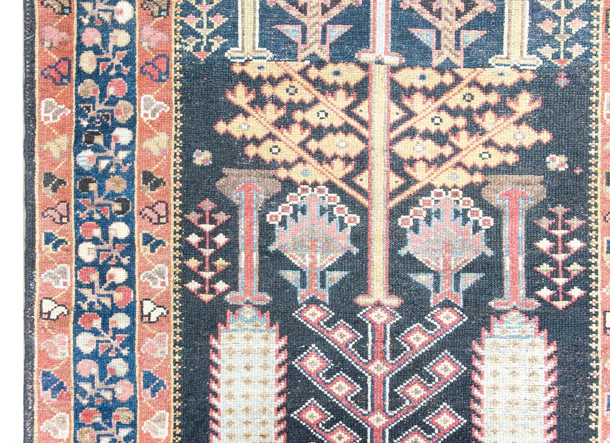 EArly 20th Century Persian Bakhtiari Rug For Sale