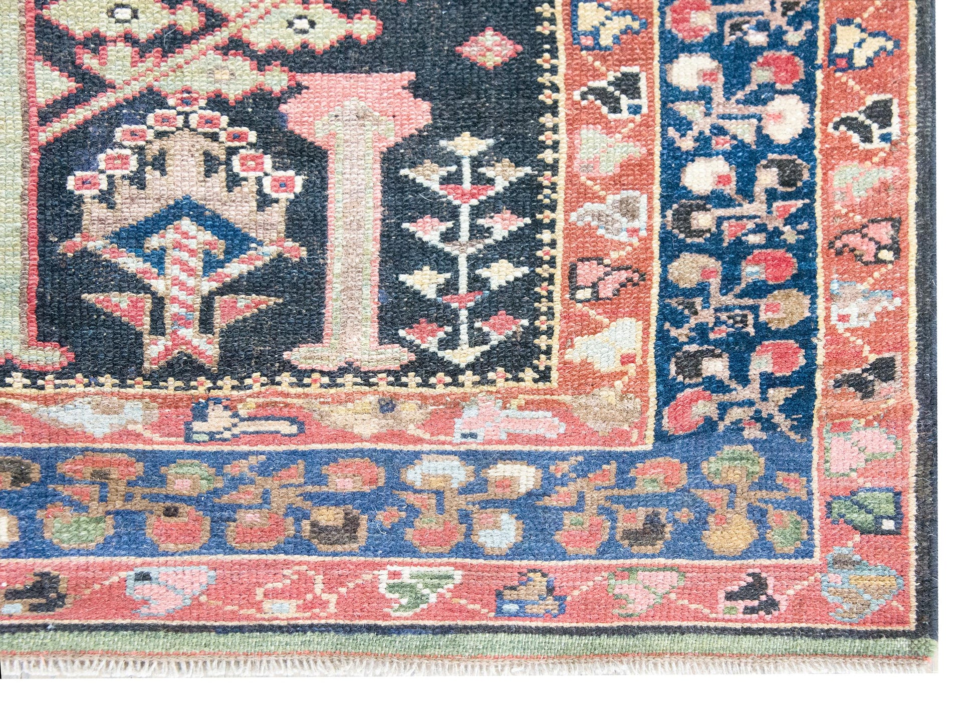 EArly 20th Century Persian Bakhtiari Rug For Sale