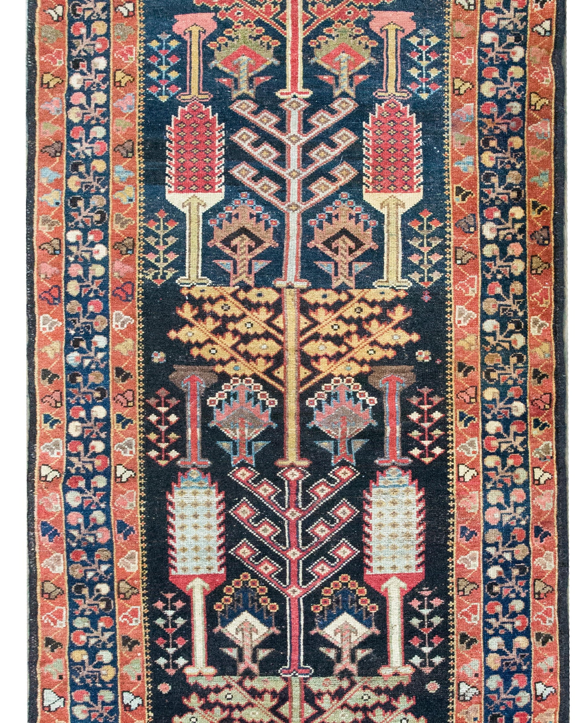 EArly 20th Century Persian Bakhtiari Rug For Sale