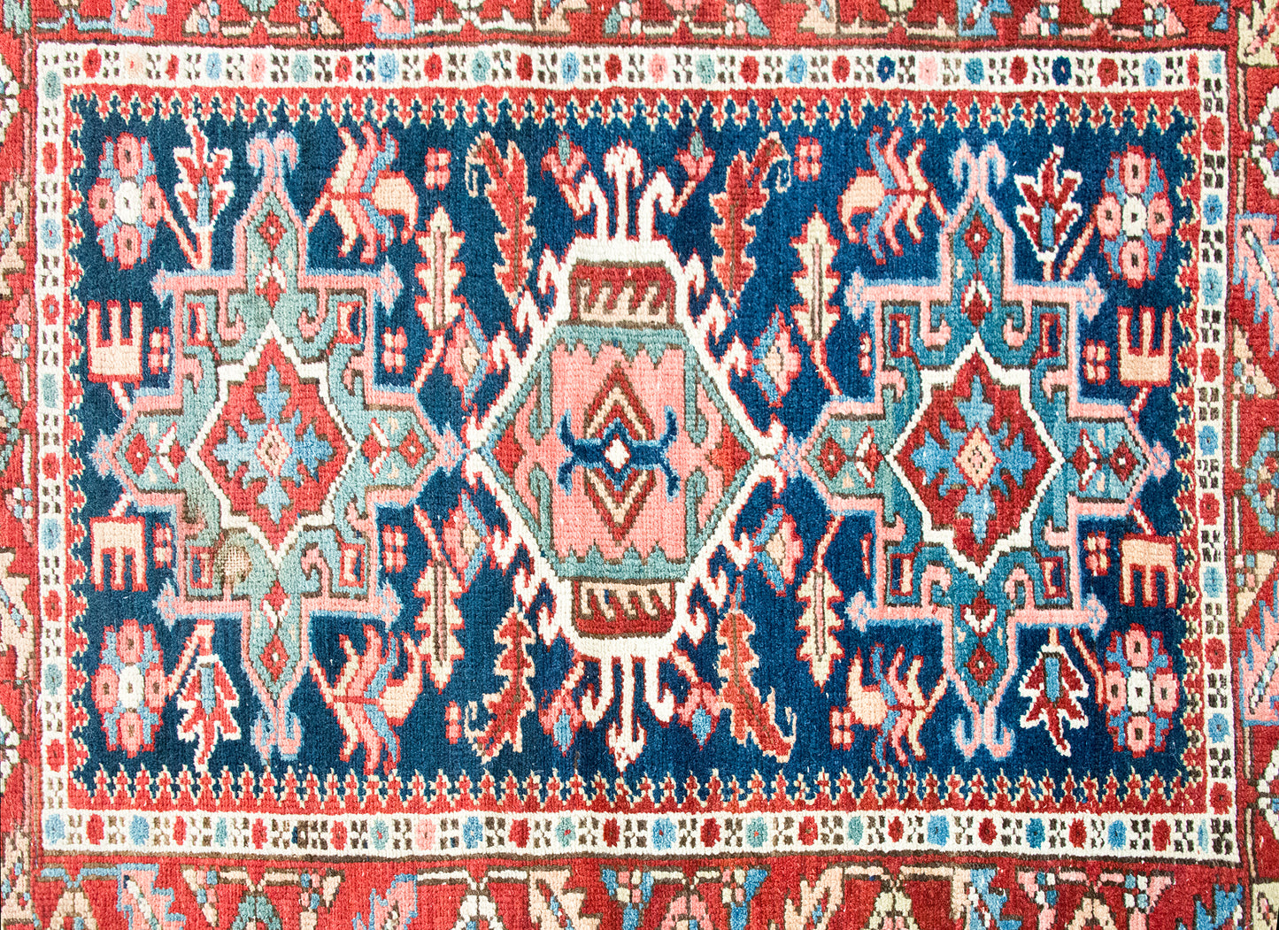Early 20th Century Persian Heriz Rug For Sale