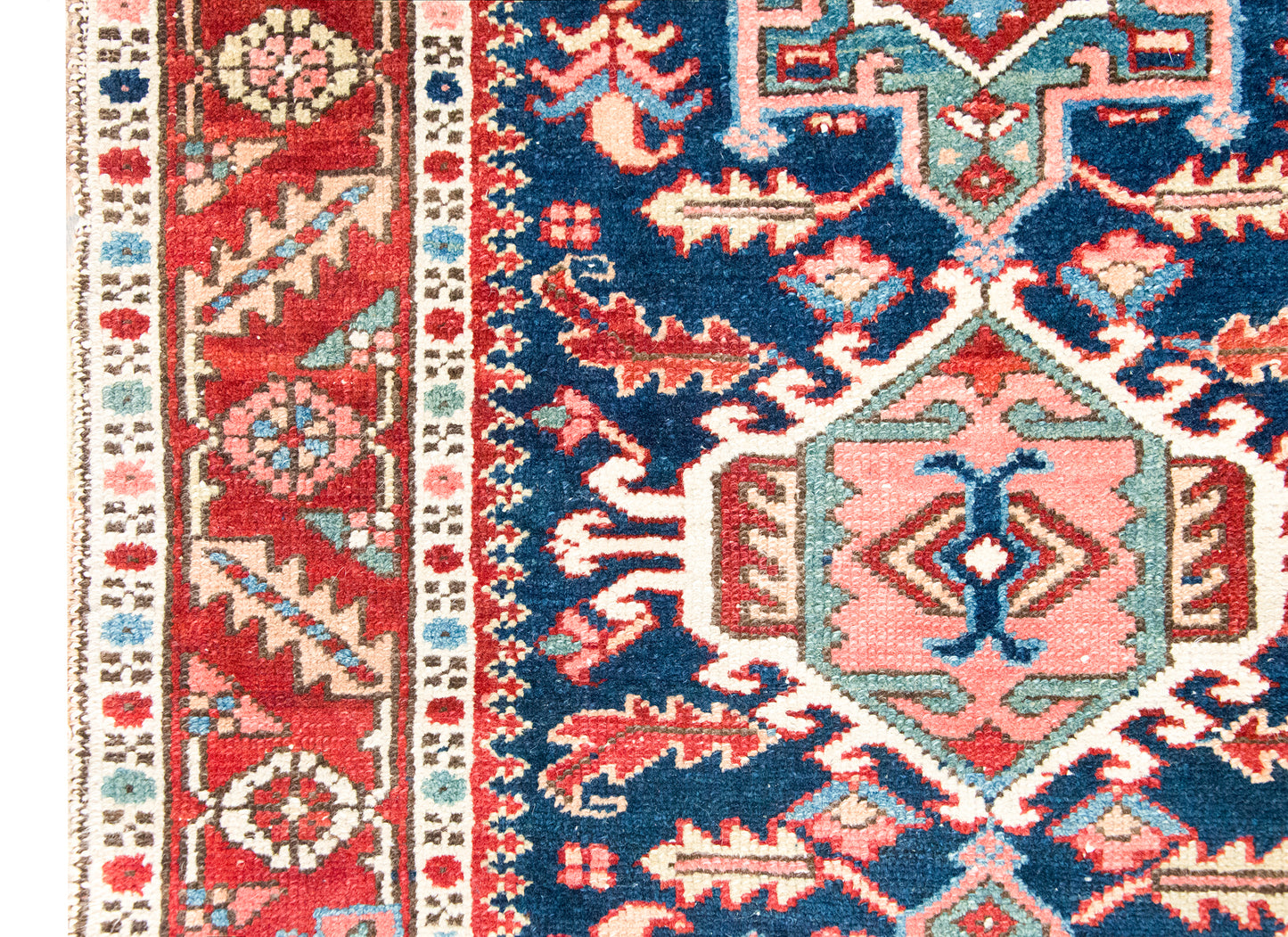 Early 20th Century Persian Heriz Rug For Sale