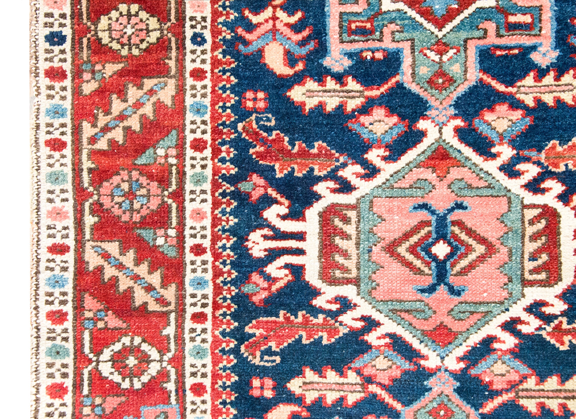 Early 20th Century Persian Heriz Rug For Sale