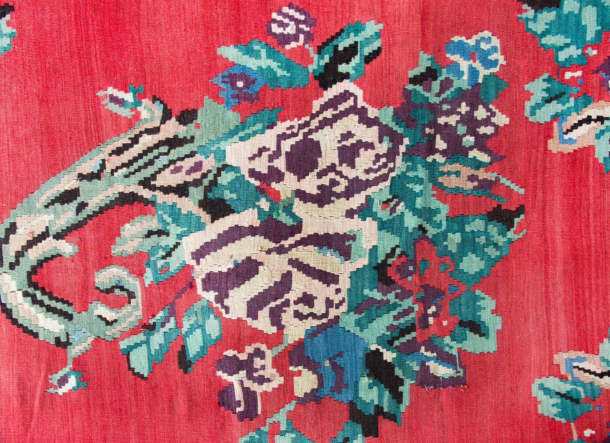 Vintage Turkish Kilim Rug For Sale