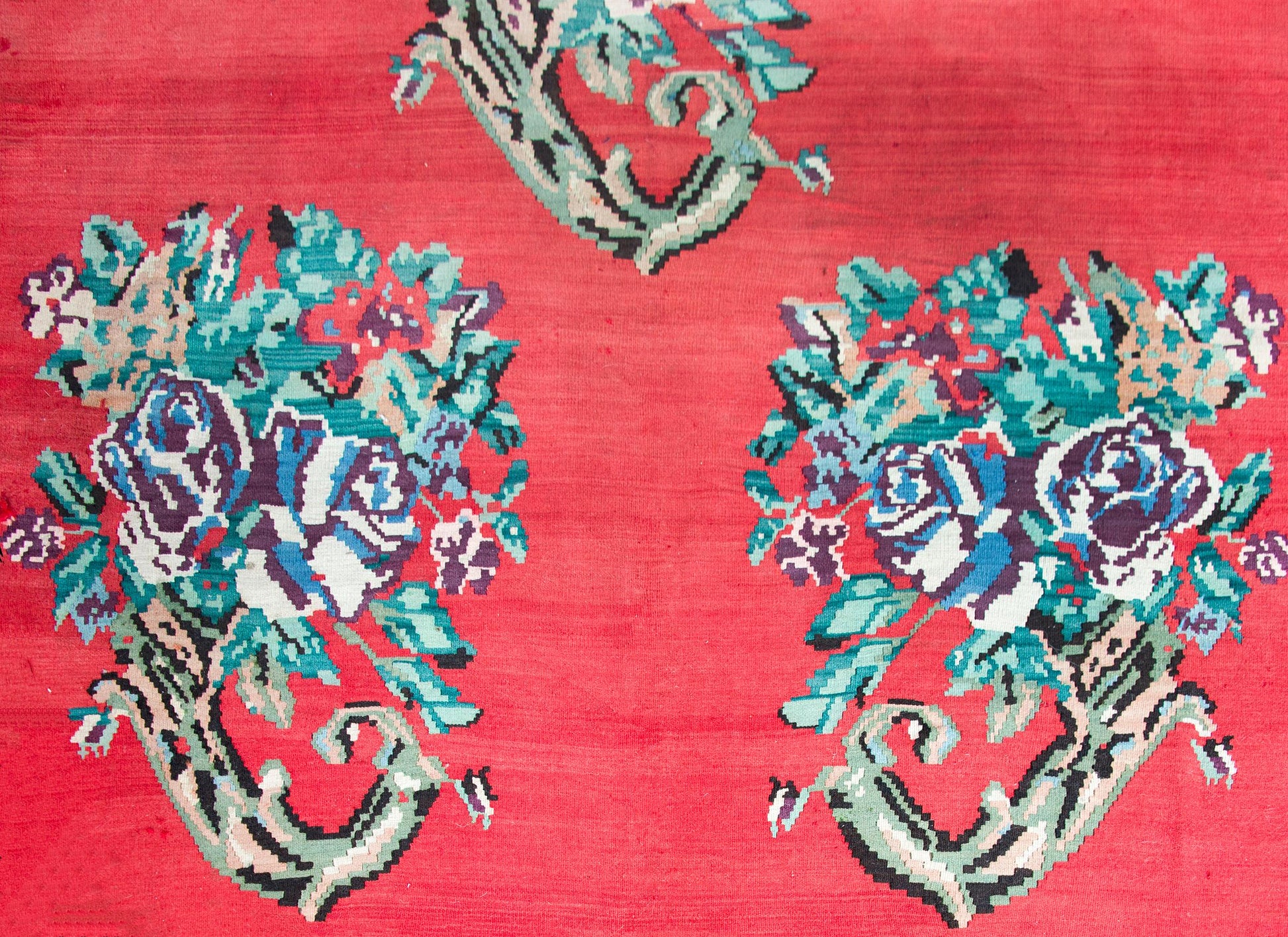 Vintage Turkish Kilim Rug For Sale