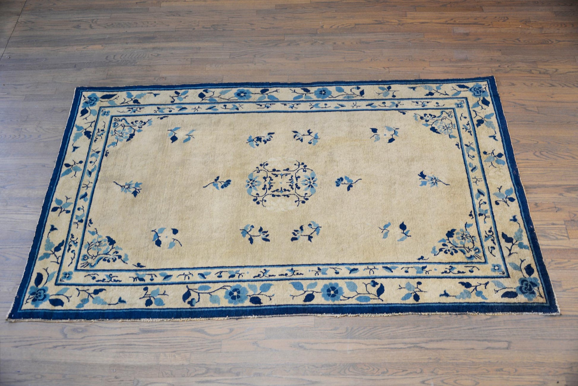 Early 20th Century Chinese Peking Rug For Sale