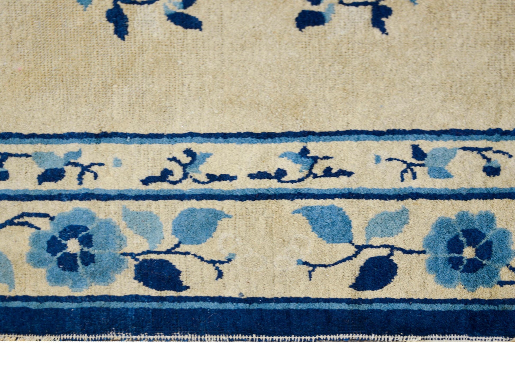 Early 20th Century Chinese Peking Rug For Sale