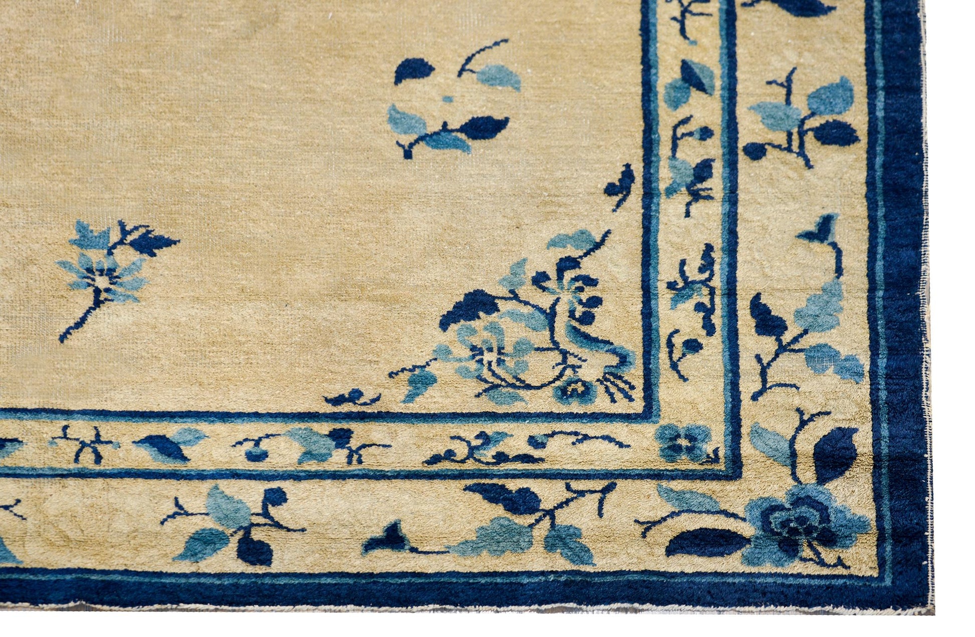 Early 20th Century Chinese Peking Rug For Sale