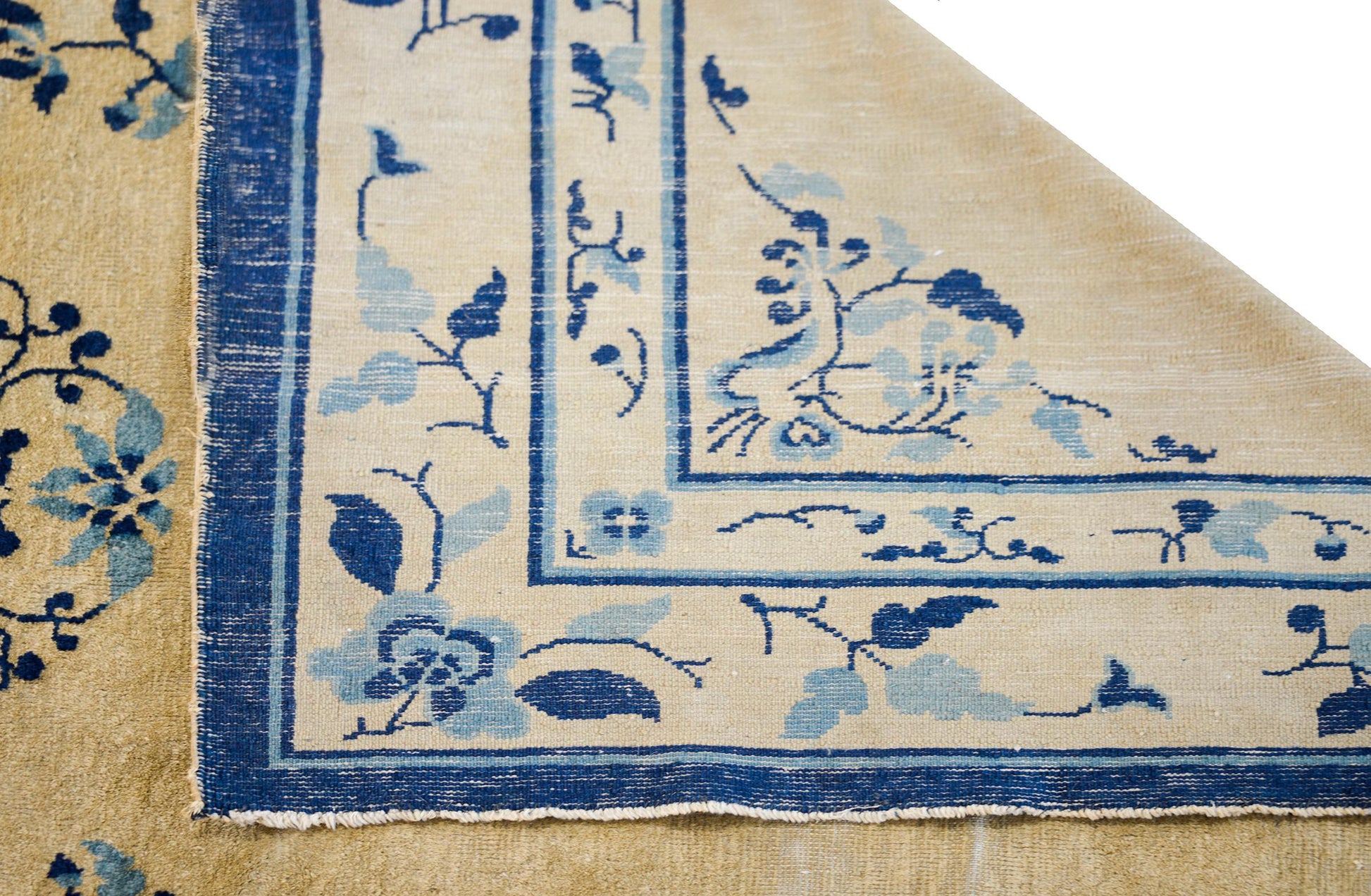 Early 20th Century Chinese Peking Rug For Sale