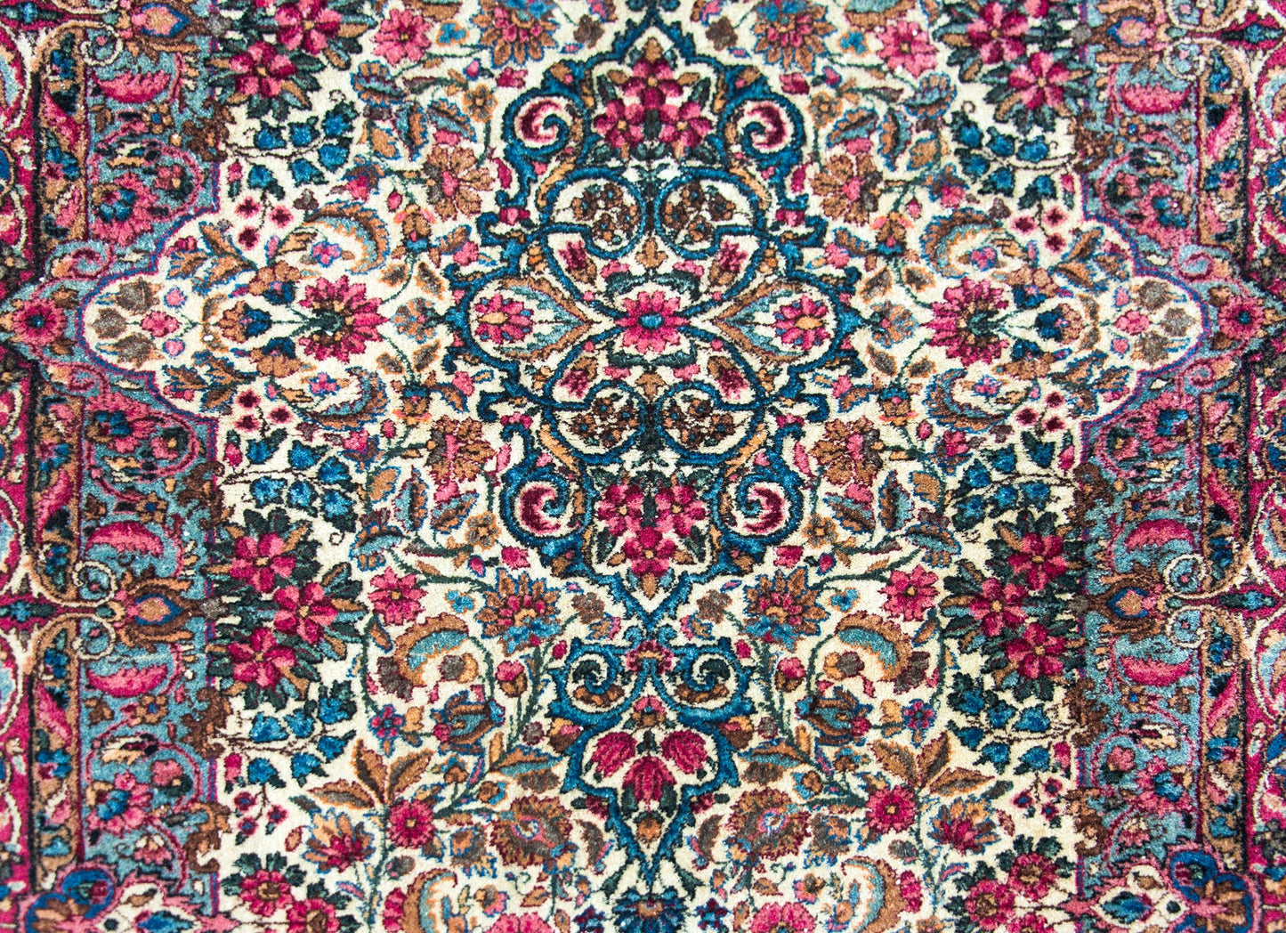Early 20th Century Persian Kirman Rug For Sale