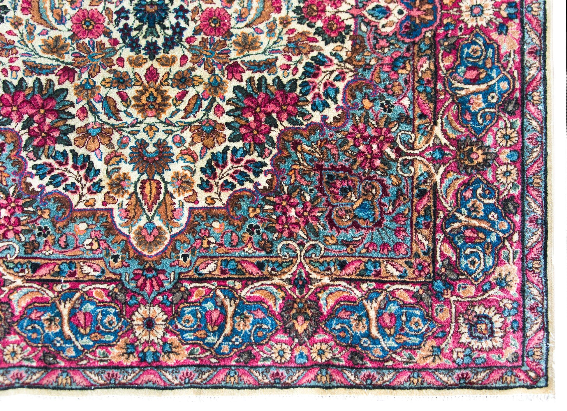 Early 20th Century Persian Kirman Rug For Sale