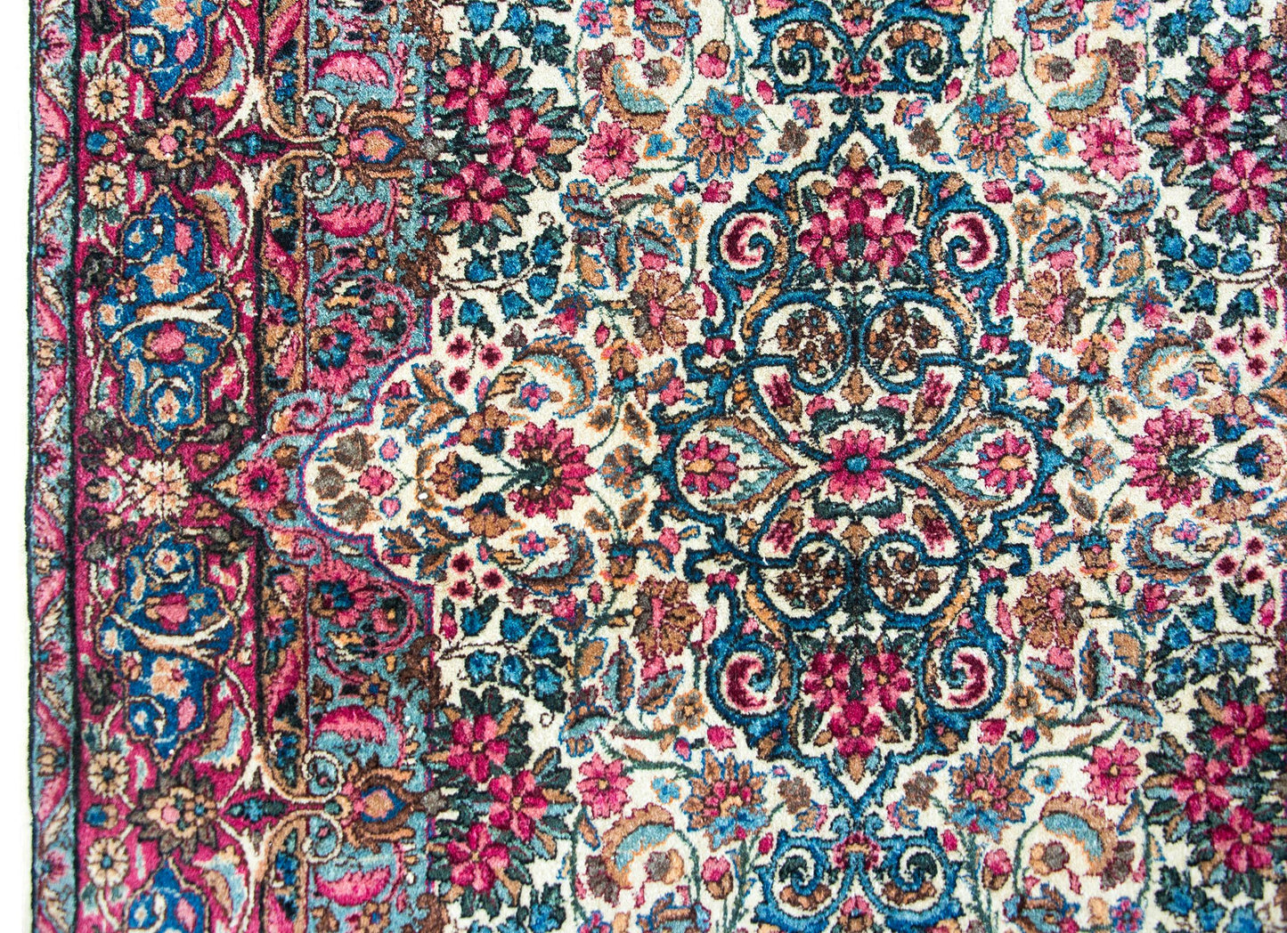 Early 20th Century Persian Kirman Rug For Sale