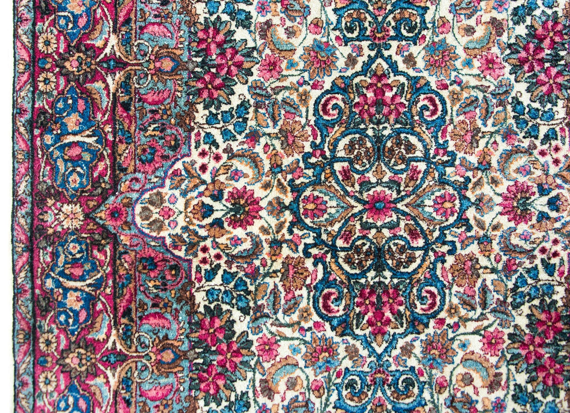 Early 20th Century Persian Kirman Rug For Sale