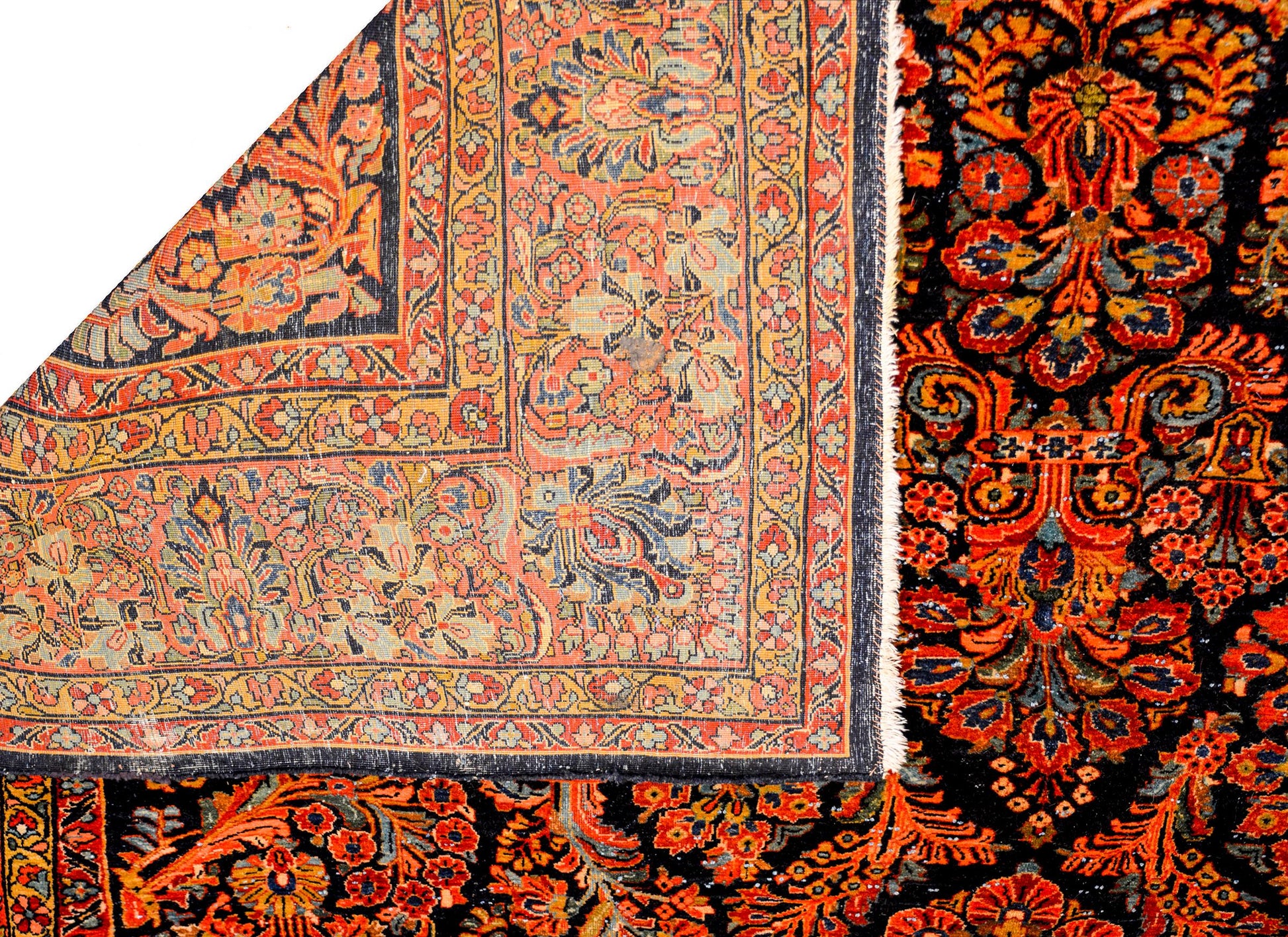 Unbelievable Early 20th Century Sarouk Rug For Sale