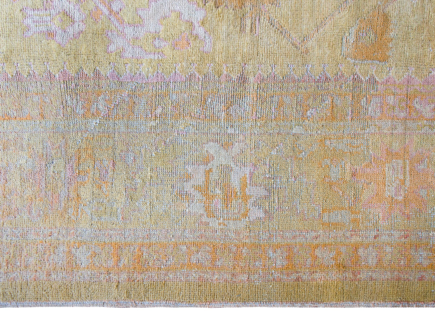 Early 20th Century Turkish Oushak Rug For Sale
