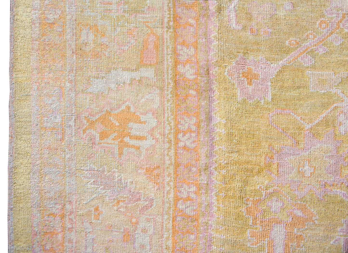 Early 20th Century Turkish Oushak Rug For Sale