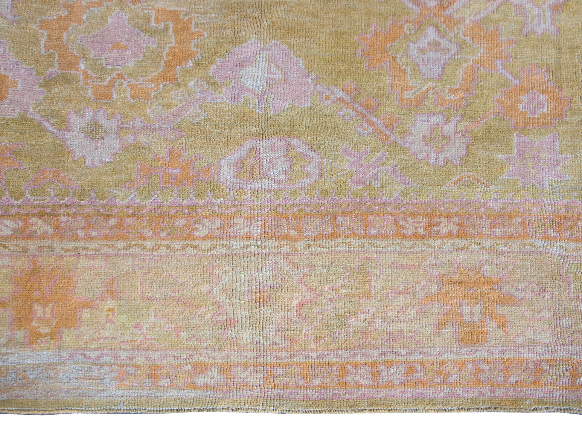 Early 20th Century Turkish Oushak Rug For Sale